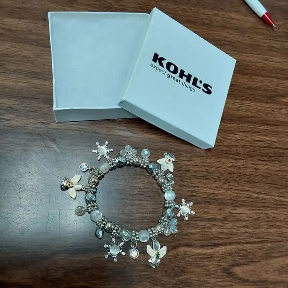Bracelet-elastic angels and snowflakes New - Picture 1 of 4